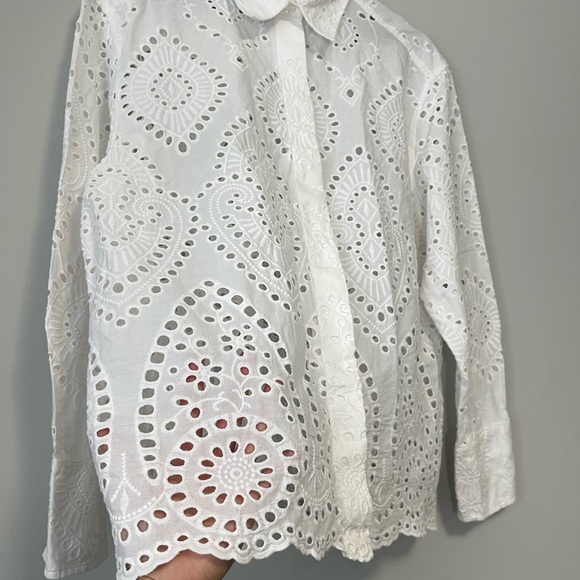 H&M White Eyelet Button Down Long Sleeves Shirt Size Medium - Picture 7 of 10